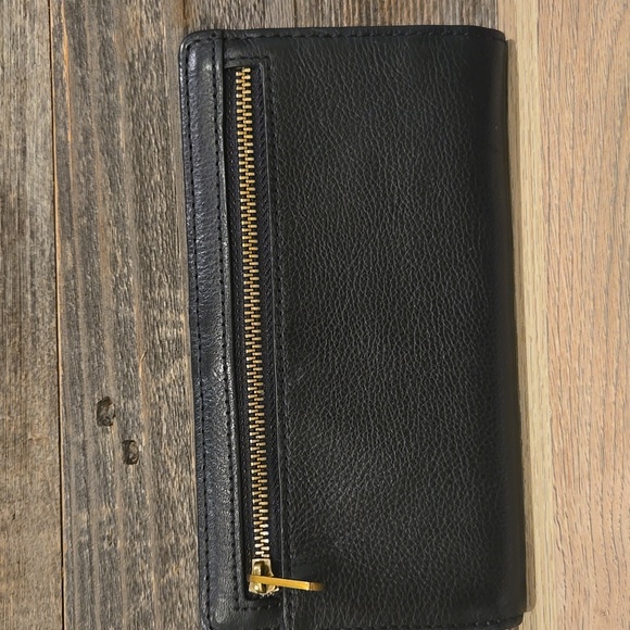 Fossil Wallet - Picture 2 of 4